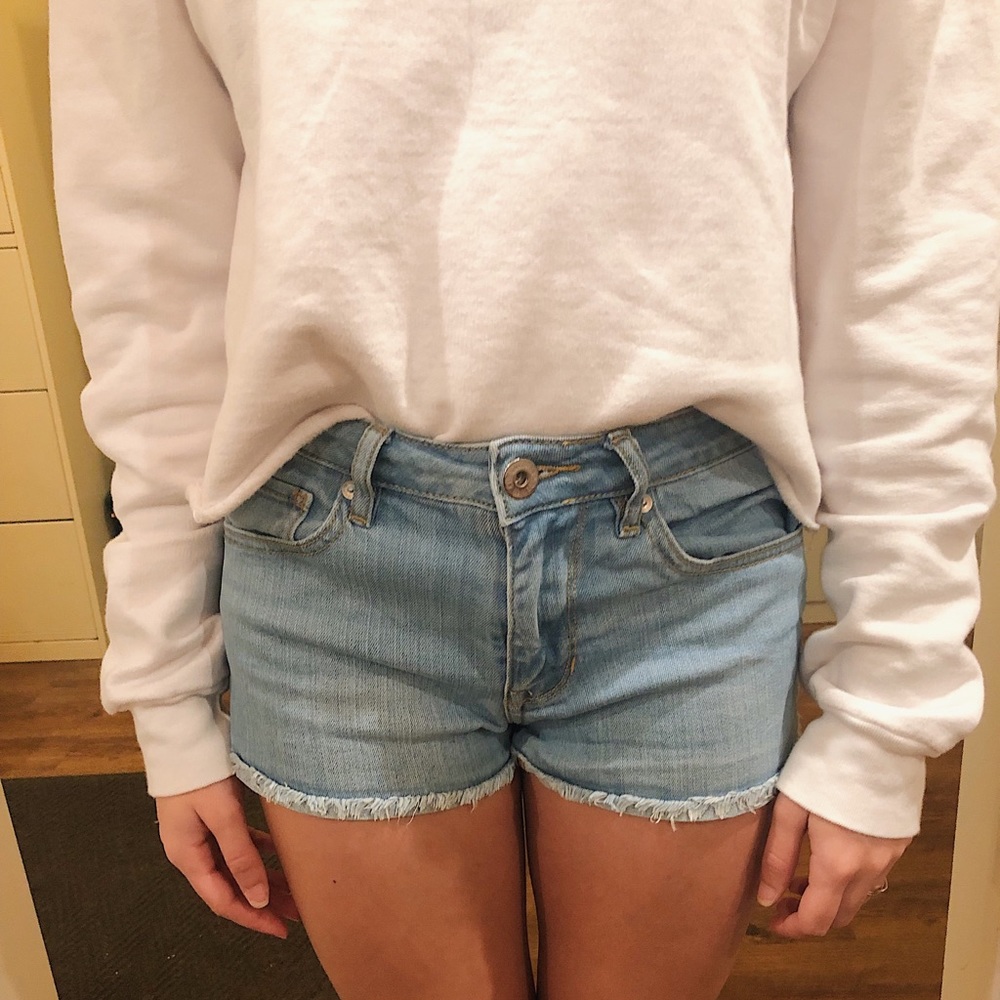 MAKE AN OFFER: Pacsun Shorts!